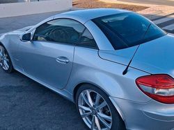 Grau Gebraucht 2005 Mercedes SLK200 Cabrio | 14.900 €