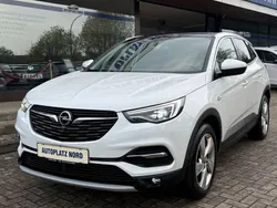 Weiß Gebraucht 2018 Opel Grandland X Innovation SUV | 8.999 € (Teuer)