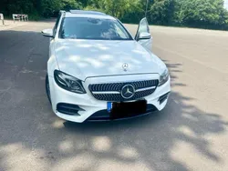 Weiß Gebraucht 2016 Mercedes E220 Limousine | 29.000 € (Fairer Preis)