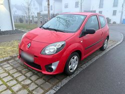 Rot Gebraucht 2011 Renault Twingo Kleinwagen | 1.600 € (Fairer Preis)