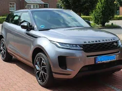 Grau Gebraucht 2019 Land Rover Range Rover evoque SUV | 32.500 € (Teuer)