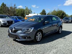 Grau Gebraucht 2018 Renault Mégane GrandTour Business Kombi | 13.799 € (Fairer Preis)