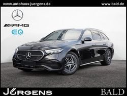 Grau graphitgrau metallic Gebraucht 2024 Mercedes E300 AMG Kombi | 51.790 € (Superpreis)