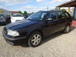 Schwarz Gebraucht 2001 Skoda Octavia Elegance Kombi | 450 € (Superpreis)