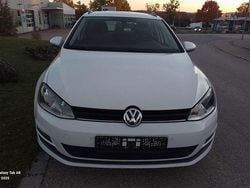 Weiß Gebraucht 2015 VW Golf VII Comfortline Kombi | 5.900 € (Superpreis)