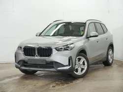 Spacesilber metallic Gebraucht 2023 BMW X1 SUV | 44.750 € (Guter Preis)