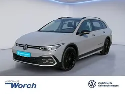 Mondsteingrau Gebraucht 2024 VW Golf Alltrack Black Edition Kombi | 39.639 €