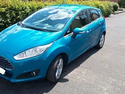 Blau Gebraucht 2013 Ford Fiesta Titanium Kleinwagen | 6.000 € (Etwas zu teuer)