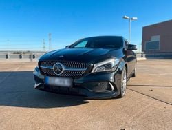 Schwarz Gebraucht 2018 Mercedes CLA250 Shooting Brake AMG line Kombi | 23.000 € (Fairer Preis)