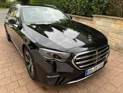 Schwarz Gebraucht 2025 Mercedes E450 Kombi | 70.000 €