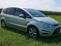 Silber Gebraucht 2012 Ford S-MAX Titanium Van / Kleinbus | 8.000 € (Guter Preis)