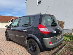 Grau Gebraucht 2004 Renault Scénic II Expression Van / Kleinbus | 1.599 € (Fairer Preis)