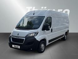 Weiß Gebraucht 2023 Peugeot Boxer Van | 22.990 € (Guter Preis)