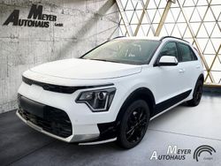 Weiß Gebraucht 2023 Kia e-Niro Comfort SUV | 29.990 € (Etwas zu teuer)