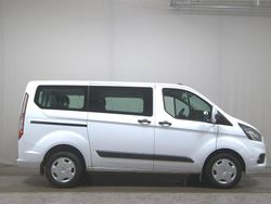 Frostweiß Gebraucht 2022 Ford Transit Custom Trend Limousine | 26.880 € (Fairer Preis)