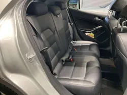 Grau Gebraucht 2017 Mercedes GLA250 Urban SUV | 20.000 € (Guter Preis)