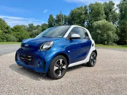 Blau Gebraucht 2021 Smart ForTwo Electric Drive Coupé | 9.000 € (Fairer Preis)