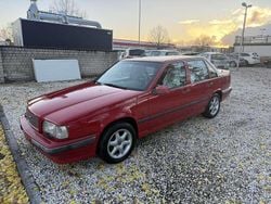 Rot Gebraucht 1991 Volvo 850 Limousine | 2.990 €