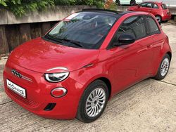 Rot Neu 2025 Fiat 500C Red Cabrio | 27.289 €