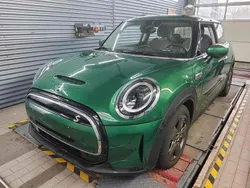 Grün Gebraucht 2021 Mini Cooper SE Classic Kleinwagen | 16.650 € (Superpreis)