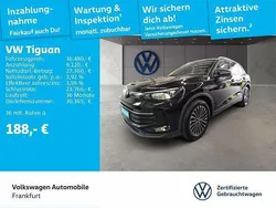 Deep black perleffekt Gebraucht 2024 VW Tiguan Life SUV | 36.480 € (Guter Preis)