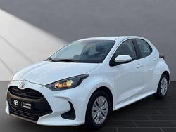 Weiß Gebraucht 2022 Toyota Yaris Limousine | 12.750 € (Fairer Preis)