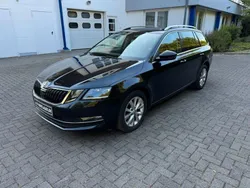 Schwarz Gebraucht 2019 Skoda Octavia Style Kombi | 10.000 € (Guter Preis)