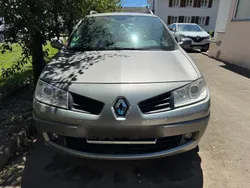 Silber Gebraucht 2007 Renault Mégane GrandTour Kombi | 1.800 € (Fairer Preis)