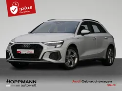 Gletscherweiß metallic Gebraucht 2023 Audi A3 Sportback e-tron S-Line Limousine | 27.920 € (Guter Preis)