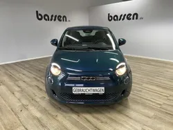 Ocean green Gebraucht 2021 Fiat 500e Icon Kleinwagen | 15.950 € (Guter Preis)
