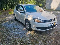 Weiß Gebraucht 2009 VW Golf VI Kleinwagen | 3.500 € (Fairer Preis)