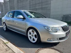 Silber Gebraucht 2011 Skoda Superb Ambition Limousine | 6.499 € (Etwas zu teuer)