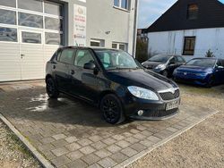 Schwarz Gebraucht 2014 Skoda Fabia Limousine | 5.200 € (Fairer Preis)