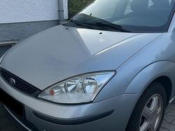Silber Gebraucht 2003 Ford Focus Kleinwagen | 1.050 € (Guter Preis)