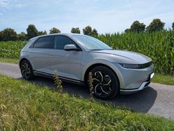 Grau Gebraucht 2022 Hyundai Ioniq 5 Techniq SUV | 28.999 € (Guter Preis)