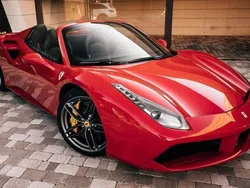 Rot Gebraucht 2018 Ferrari 488 Cabrio | 210.000 €