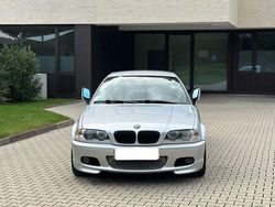 Silber Gebraucht 2001 BMW 330 Cabriolet M Sport Cabrio | 6.900 € (Teuer)