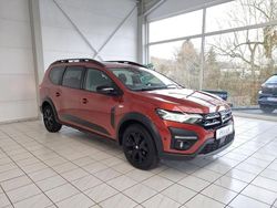 Braun Gebraucht 2022 Dacia Jogger Extreme Van / Kleinbus | 15.850 € (Guter Preis)