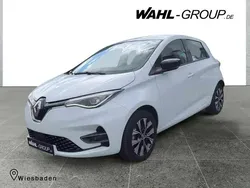 Weiß Gebraucht 2023 Renault Zoe Evolution Kleinwagen | 19.990 € (Etwas zu teuer)