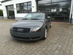 Grau Gebraucht 2000 Audi TT Roadster Sport Cabrio | 21.000 €