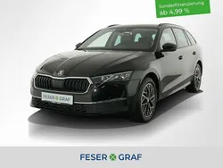 Schwarz Gebraucht 2024 Skoda Octavia Selection Kombi | 29.880 € (Guter Preis)