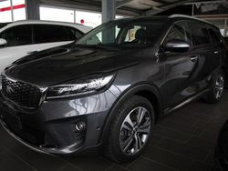 Grau Gebraucht 2019 Kia Sorento Platinum SUV | 30.990 € (Etwas zu teuer)