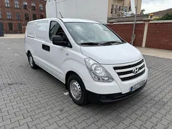 Weiß Gebraucht 2015 Hyundai H-1 Van / Kleinbus | 8.500 € (Fairer Preis)