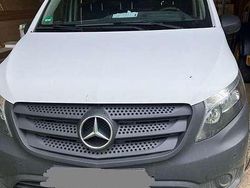Weiß Gebraucht 2017 Mercedes Vito Van / Kleinbus | 21.000 € (Fairer Preis)