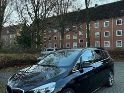 Schwarz Gebraucht 2016 BMW 220 M Sport Van / Kleinbus | 16.500 € (Fairer Preis)