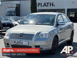 Silber Gebraucht 2004 Toyota Avensis Sol Kleinwagen | 4.990 € (Teuer)