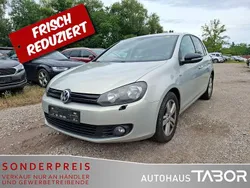 Silver leaf metallic Gebraucht 2012 VW Golf VI Match Limousine | 2.985 € (Teuer)