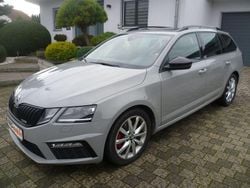 Grau Gebraucht 2018 Skoda Octavia RS Kombi | 19.990 € (Teuer)