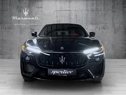 Nero assoluto Gebraucht 2021 Maserati Levante SUV | 59.111 € (Guter Preis)