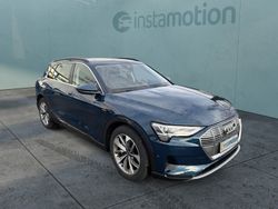Blau Gebraucht 2022 Audi e-tron Sport SUV | 37.550 € (Etwas zu teuer)